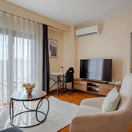 Spacious 1-bedroom With Bosphorus View * Стамбул