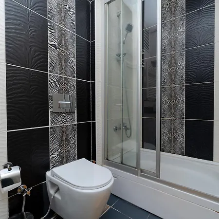 Spacious 1-bedroom With Bosphorus View Апартаменты Стамбул