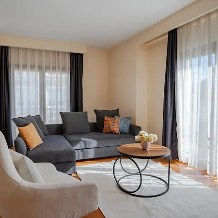 Апартаменты Spacious 1-bedroom With Bosphorus View *