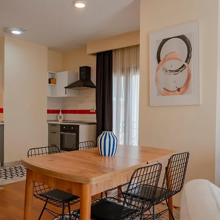 公寓 Spacious 1-bedroom With Bosphorus View *