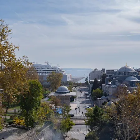公寓 Spacious 1-bedroom With Bosphorus View 伊斯坦布尔